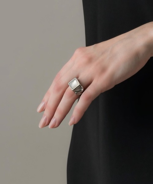 muku（ムク）の「RING/AURORA STONE（リング・レディース・ホワイト・11/13/17/19）」の5枚目の写真