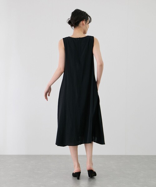 Jayro（ジャイロ）の「Aラインノースリーブワンピース（ワンピース・レディース・ベージュ/ブラック/レッド/グリーン/ターコイズブルー/イエロー系その他6・FREE）」の9枚目の写真