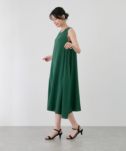 Jayro（ジャイロ）の「Aラインノースリーブワンピース（ワンピース・レディース・ベージュ/ブラック/レッド/グリーン/ターコイズブルー/イエロー系その他6・FREE）」の15枚目の写真