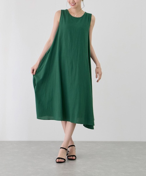 Jayro（ジャイロ）の「Aラインノースリーブワンピース（ワンピース・レディース・ベージュ/ブラック/レッド/グリーン/ターコイズブルー/イエロー系その他6・FREE）」の3枚目の写真