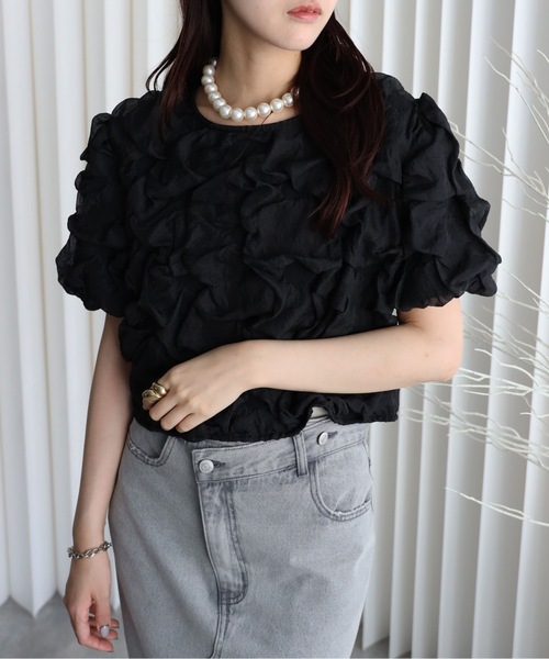 YENNA(イェンナ)の「フクレデザインカットソー(シャツ/ブラウス・レディース・ブラック/ホワイト・FREE)」の13枚目の写真