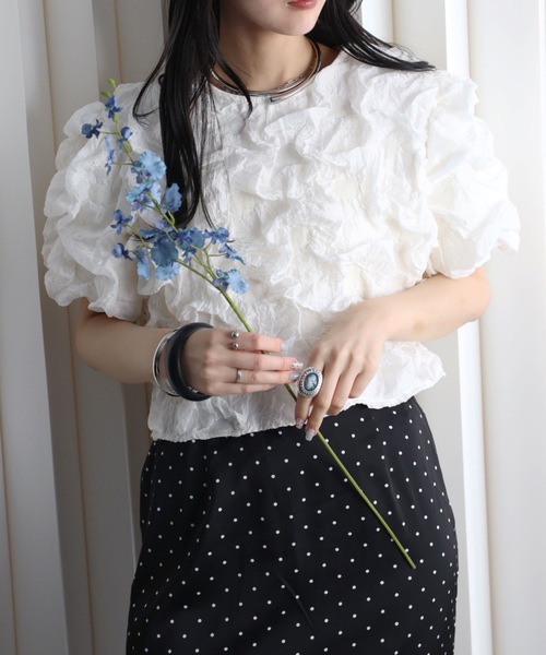 YENNA(イェンナ)の「フクレデザインカットソー(シャツ/ブラウス・レディース・ブラック/ホワイト・FREE)」の22枚目の写真