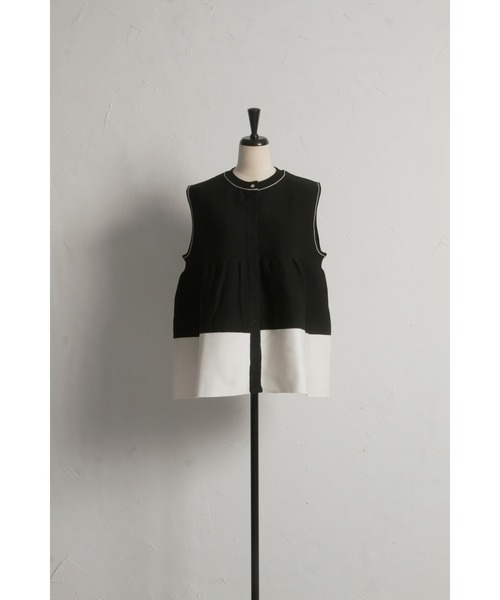 &. NOSTALGIA（アンドドットノスタルジア）の「【ZOZO限定】配色ペプラムノースリニット（ニット/セーター・レディース・グレー/ブラック/ホワイト・M）」の10枚目の写真