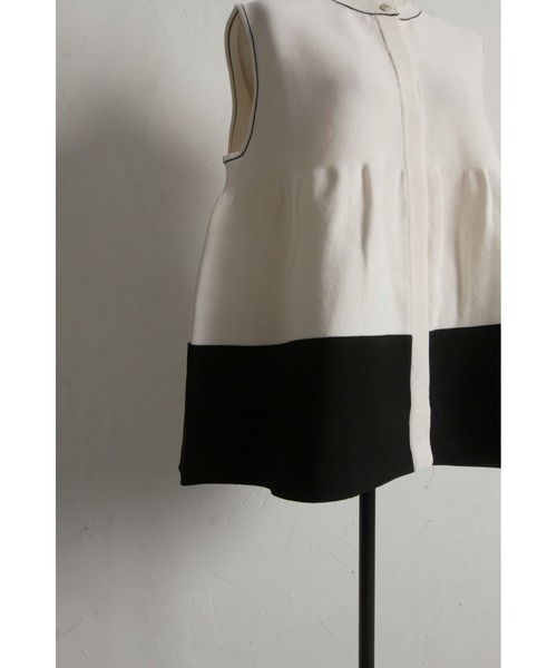 &. NOSTALGIA（アンドドットノスタルジア）の「【ZOZO限定】配色ペプラムノースリニット（ニット/セーター・レディース・グレー/ブラック/ホワイト・M）」の17枚目の写真