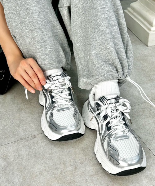 シルバーブレイズスニーカー（スニーカー）｜mebole（メボレ）の