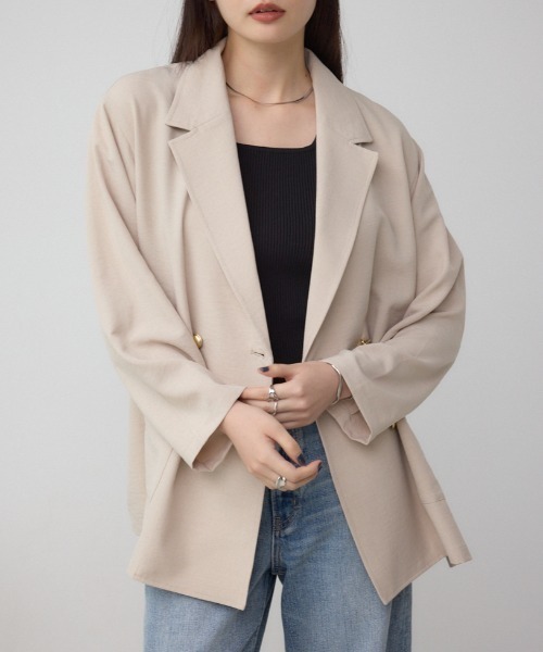 AZUL by moussy（アズールバイマウジー）の「サイドスリットダブルジャケット（テーラードジャケット・レディース・ブラウン/ライトベージュ/ブラック・MEDIUM/SMALL）」の3枚目の写真