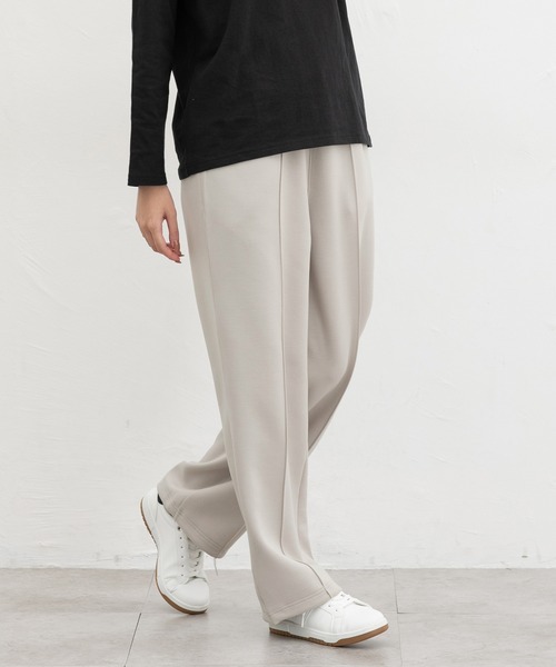 Honeys（ハニーズ）の「きれいめスウェットパンツ（スウェットパンツ・レディース・ブラウン/ブラック/杢グレー/グレイッシュベージュ/スミクロ・S/LL/L/M）」の17枚目の写真