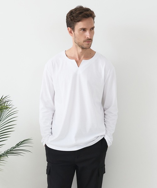 JEANS MATE(ジーンズメイト)の「【汗染みの目立ちにくいTシャツ ZEROSTAIN/ゼロステイン】キーネック ロンT 防汚 UVカット(Tシャツ/カットソー・メンズ・ブラック/スミクロ/ホワイト・LARGE/X-LARGE/MEDIUM)」の6枚目の写真