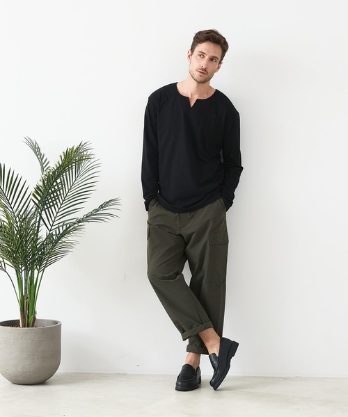 JEANS MATE(ジーンズメイト)の「【汗染みの目立ちにくいTシャツ ZEROSTAIN/ゼロステイン】キーネック ロンT 防汚 UVカット(Tシャツ/カットソー・メンズ・ブラック/スミクロ/ホワイト・LARGE/X-LARGE/MEDIUM)」の11枚目の写真