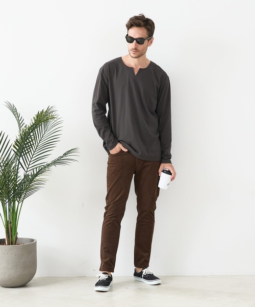 JEANS MATE(ジーンズメイト)の「【汗染みの目立ちにくいTシャツ ZEROSTAIN/ゼロステイン】キーネック ロンT 防汚 UVカット(Tシャツ/カットソー・メンズ・ブラック/スミクロ/ホワイト・LARGE/X-LARGE/MEDIUM)」の16枚目の写真