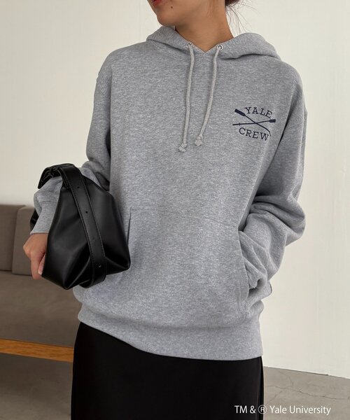 CAPRICIEUX LE'MAGE(カプリシューレマージュ)の「〈GOOD ROCK SPEED〉YALEフーディ(スウェット・レディース・グレー/ネイビー・FREE)」の3枚目の写真