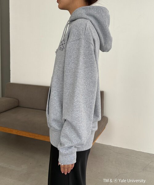 CAPRICIEUX LE'MAGE(カプリシューレマージュ)の「〈GOOD ROCK SPEED〉YALEフーディ(スウェット・レディース・グレー/ネイビー・FREE)」の12枚目の写真