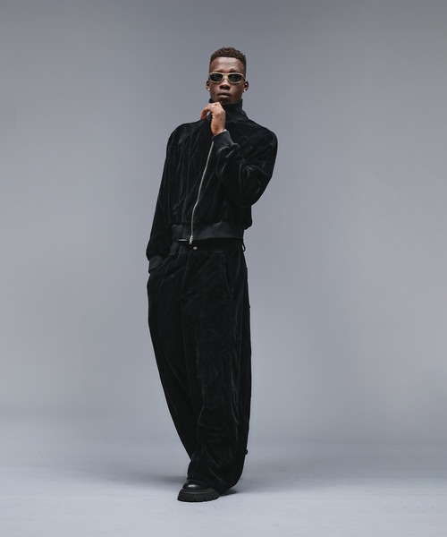 ANDER HUNK(アンダーハンク)の「Velours Short Track Jacket / ベロアショートトラックジャケット(ジャージ・メンズ・その他/ブラック・MEDIUM/LARGE)」の6枚目の写真