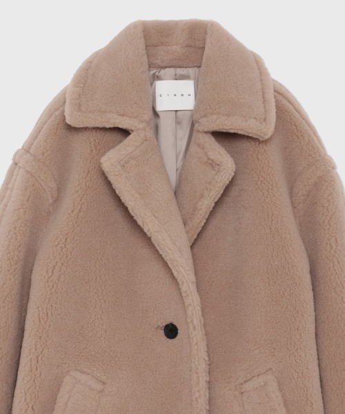 CINOH(チノ)の「BOA COAT(その他アウター・レディース・ベージュ/ブラック/レッド・36/38)」の4枚目の写真