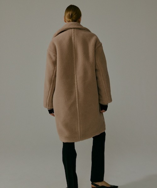 CINOH(チノ)の「BOA COAT(その他アウター・レディース・ベージュ/ブラック/レッド・36/38)」の14枚目の写真