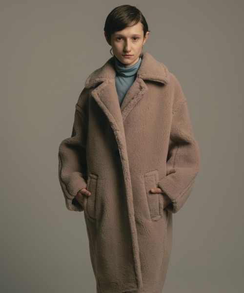 CINOH(チノ)の「BOA COAT(その他アウター・レディース・ベージュ/ブラック/レッド・36/38)」の7枚目の写真