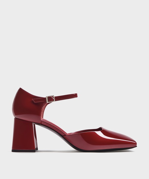 CHARLES & KEITH(チャールズ & キース)の「Patricia パトリシア パテントスクエアトゥドルセイアンクルストラップパンプス(パンプス・レディース・ブラック系その他6/バーガンディー・22.5cm/23.5cm/24.5cm/25cm/23cm)」の5枚目の写真