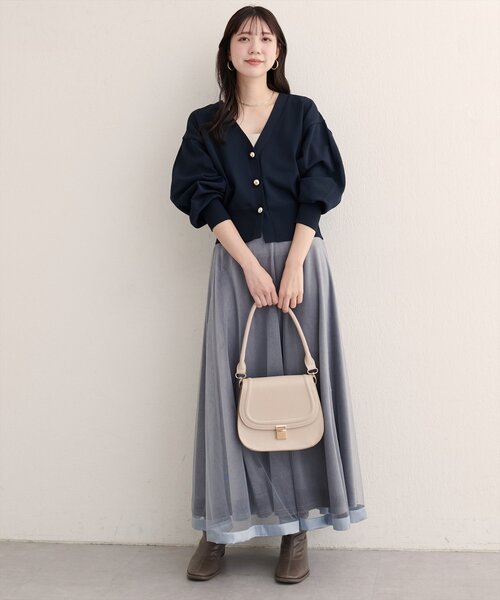 natural couture(ナチュラルクチュール)の「【WEB限定】コロンボタンVネックカーデ(カーディガン/ボレロ・レディース・ブラウン/ネイビー/アイボリー/ブルー・FREE)」の18枚目の写真