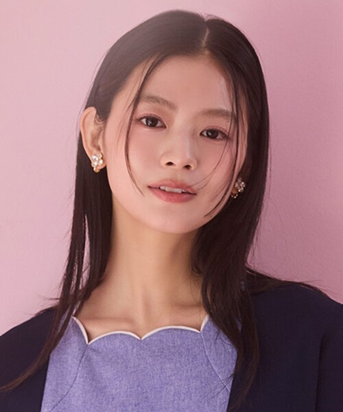 TOCCA（トッカ）の「WITH FLORA 2WAY EARRINGS イヤリング（イヤリング・レディース・シルバー系/ゴールド系・F）」の10枚目の写真