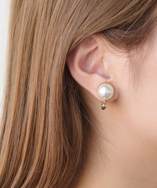TOCCA（トッカ）の「WITH FLORA 2WAY EARRINGS イヤリング（イヤリング・レディース・シルバー系/ゴールド系・F）」の12枚目の写真