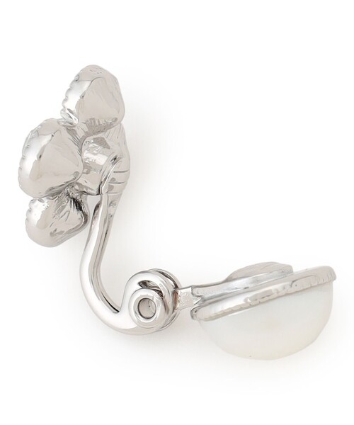 TOCCA（トッカ）の「WITH FLORA 2WAY EARRINGS イヤリング（イヤリング・レディース・シルバー系/ゴールド系・F）」の20枚目の写真