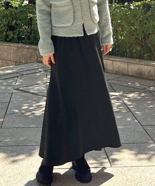JENNE(ジェンヌ)の「シンプルバイアススカート(スカート・レディース・ブラック/グレー・SMALL/MEDIUM/LARGE)」の10枚目の写真
