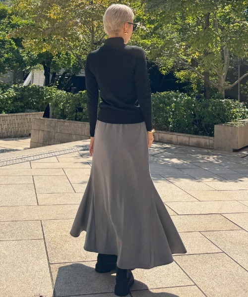 JENNE(ジェンヌ)の「シンプルバイアススカート(スカート・レディース・ブラック/グレー・SMALL/MEDIUM/LARGE)」の22枚目の写真