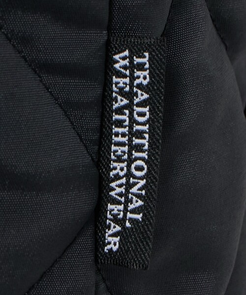 Traditional Weatherwear（トラディショナルウェザーウェア）の「【別注】＜Traditional Weatherwear＞GLR PE WAVERLY キルティングジャケット（その他アウター・メンズ・ネイビー/ダークグレー・40/42/38）」の13枚目の写真