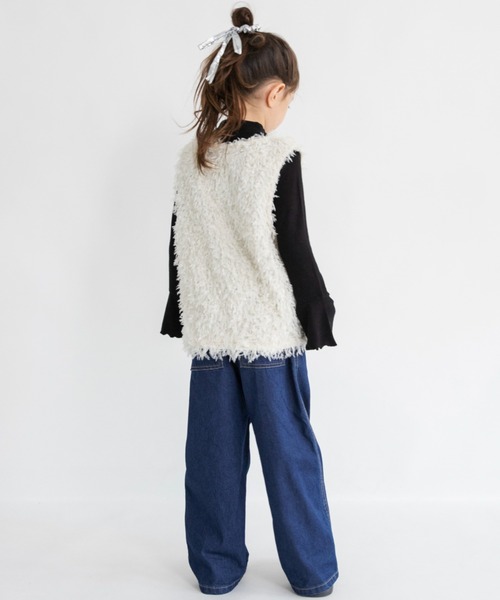 BRANSHES（ブランシェス）の「【プチレディ】シャギーベスト付きトップスセット（Tシャツ/カットソー・キッズ・アイボリー/ブラック・100/140/120/150/130/110/90）」の9枚目の写真