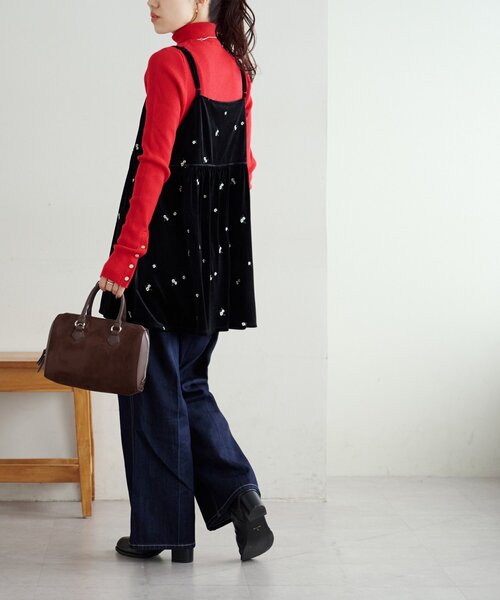 DISCOAT(ディスコート)の「【WEB限定】ベロア刺繍カシュクールキャミチュニック(チュニック・レディース・ブラック/ネイビー・FREE)」の18枚目の写真