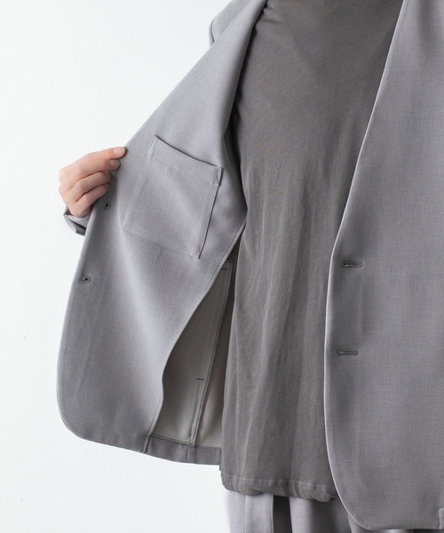 ATTACHMENT(アタッチメント)の「PE ストレッチ ダブルクロス カラーレス JKT / PE STRETCH DOUBLE CLOTH COLLARLESS JKT(ノーカラージャケット・メンズ・ライトグレー/ブラック/ダークブラウン・2)」の11枚目の写真