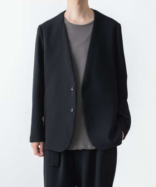 ATTACHMENT(アタッチメント)の「PE ストレッチ ダブルクロス カラーレス JKT / PE STRETCH DOUBLE CLOTH COLLARLESS JKT(ノーカラージャケット・メンズ・ライトグレー/ブラック/ダークブラウン・2)」の13枚目の写真
