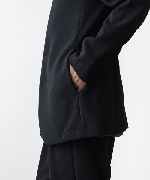 ATTACHMENT(アタッチメント)の「PE ストレッチ ダブルクロス カラーレス JKT / PE STRETCH DOUBLE CLOTH COLLARLESS JKT(ノーカラージャケット・メンズ・ライトグレー/ブラック/ダークブラウン・2)」の19枚目の写真