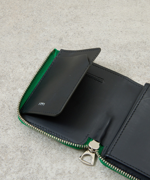 ITTI（イッチ）の「ITTI イッチ / CRISTY VERY COMPACT WLT.5 21Q3-4