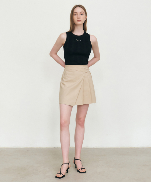 ARTID(アルティーダ)の「プリーツラップスカート_BEIGE(スカート・レディース・ベージュ・SMALL/MEDIUM)」の2枚目の写真