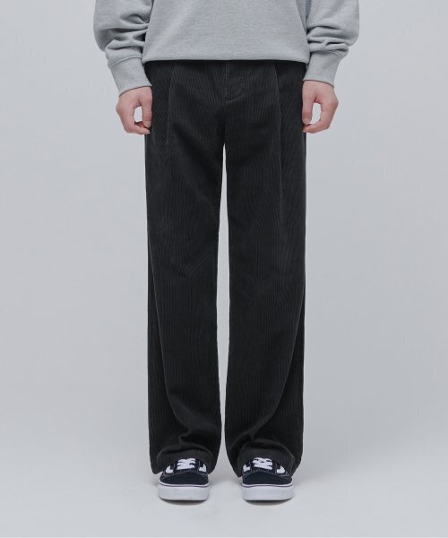 MUSINSA STANDARD（ムシンサスタンダード）の「ワイドコーデュロイパンツ[ダークグレー]（その他パンツ・メンズ・その他・28/29/32/30/31/33/26/27/38/36/34）」の2枚目の写真