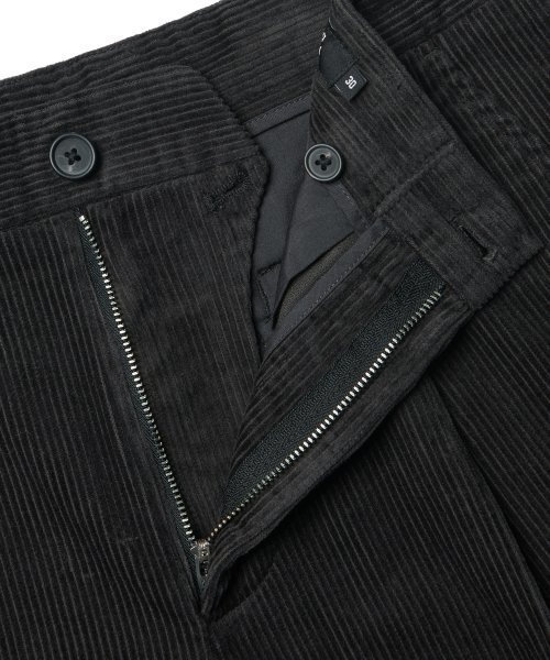 MUSINSA STANDARD（ムシンサスタンダード）の「ワイドコーデュロイパンツ[ダークグレー]（その他パンツ・メンズ・その他・28/29/32/30/31/33/26/27/38/36/34）」の4枚目の写真