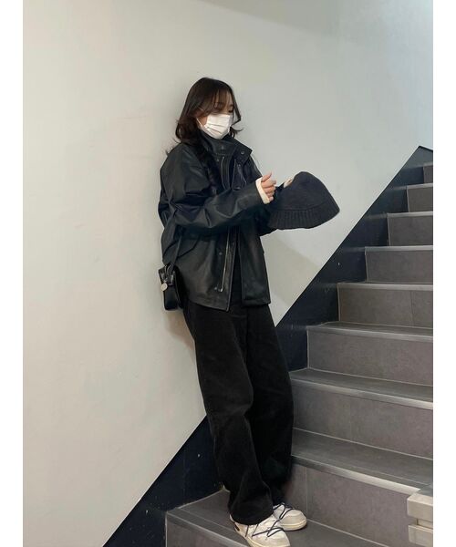 MUSINSA STANDARD（ムシンサスタンダード）の「ワイドコーデュロイパンツ[ダークグレー]（その他パンツ・メンズ・その他・28/29/32/30/31/33/26/27/38/36/34）」の13枚目の写真