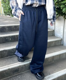 CRB（シーアールビー）の「裏起毛ラインデニムイージーパンツ（デニムパンツ）」