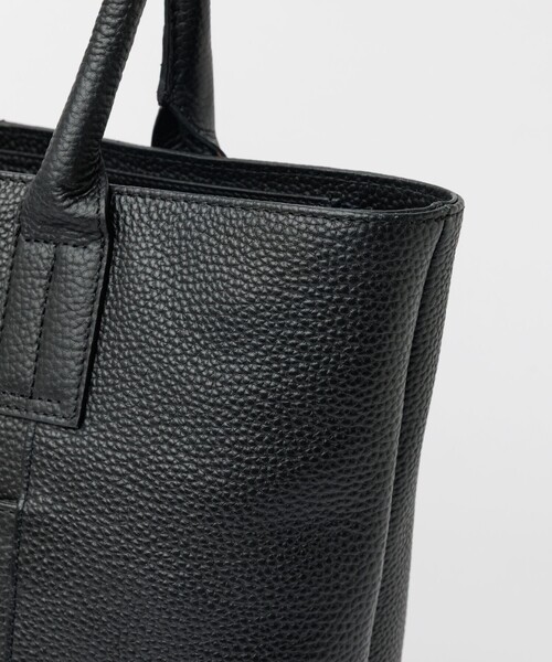 alfredoBANNISTER(アルフレッドバニスター)の「【A4対応】シボレザー トートバッグ(トートバッグ・メンズ・ブラック・フリー)」の9枚目の写真