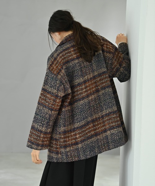 STYLE DELI(スタイルデリ)の「【BLK001】ビックチェック柄ショートコート(ピーコート・レディース・ブラウン・FREE)」の12枚目の写真