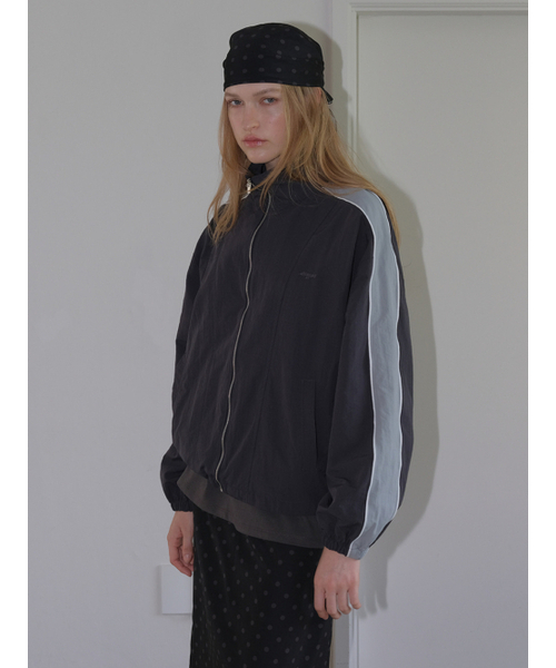 ETMON(エトモン)の「Color Block Wind Jumper, Navy(ナイロンジャケット・レディース・その他・F)」の3枚目の写真