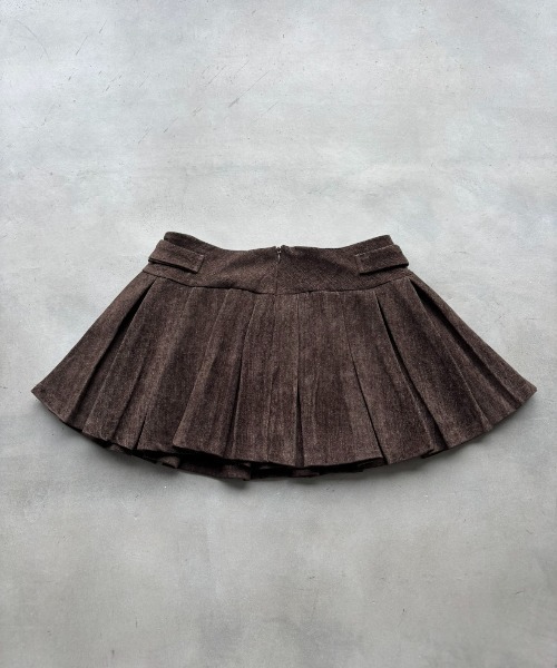 SHAGGIE(シャギー)の「ミニコーデュロイプリーツスカート(スカート・レディース・ホワイト/ブラウン・SMALL/MEDIUM)」の10枚目の写真