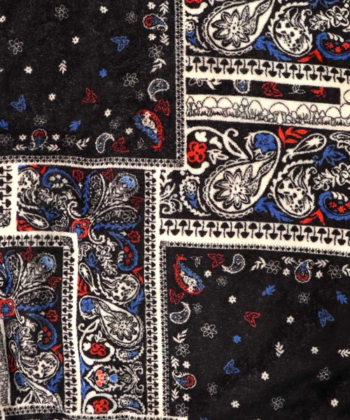 ScoLar（スカラー）の「153734：ランダムバンダナ柄 双面フランネルブルゾン（ブルゾン・レディース・ブラック/ネイビー・M）」の10枚目の写真