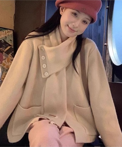 AsheKsha(アシクシャ)の「取り外し可能なスカーフ付きニットトップス:優しい印象を演出(カーディガン/ボレロ・レディース・ベージュ/レッド/ピンク・M)」の6枚目の写真