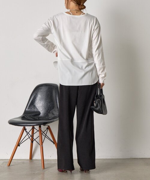 Jena espace merveilleux(ジェナ エスパスメルヴェイユ)の「【重ね着で活躍】裾切替カットソー(Tシャツ/カットソー・レディース・ブラック/グレー/オフホワイト・FREE)」の7枚目の写真