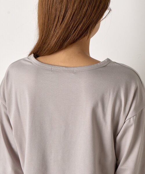 Jena espace merveilleux（ジェナ　エスパスメルヴェイユ）の「【重ね着で活躍】裾切替カットソー（Tシャツ/カットソー・レディース・ブラック/グレー/オフホワイト・FREE）」の8枚目の写真