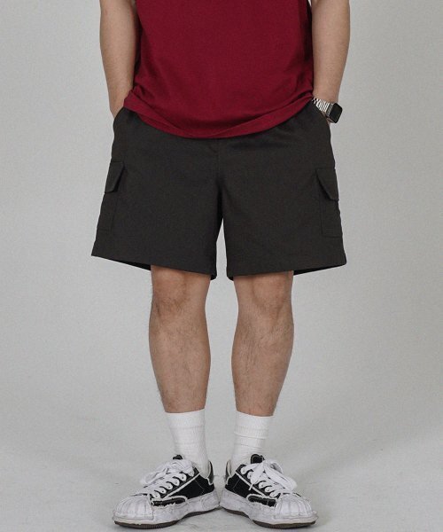 THE MILE（ザマイル）の「DAILY COTTON UTILITY CARGO PANTS [D.GREY]（その他パンツ・メンズ・その他・MEDIUM/LARGE/X-LARGE）」の7枚目の写真