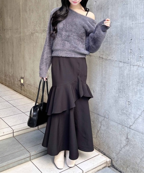 INGNI(イング)の「バックベロアリボンフェザーニット(ニット/セーター・レディース・ホワイト×ブラック/チャコールグレー×ブラック/ワイン系4・M)」の18枚目の写真