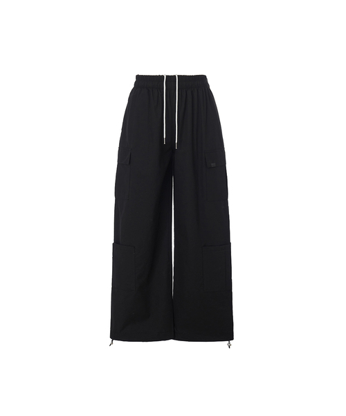A.R.U(エイアールユー)の「CARGO PANTS(その他パンツ・レディース・ブラック/Beige/PINK・FREE)」の2枚目の写真